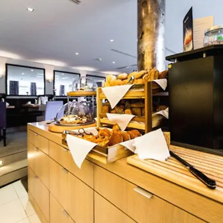 ホテル Kuenstlerquartier Seezeichen