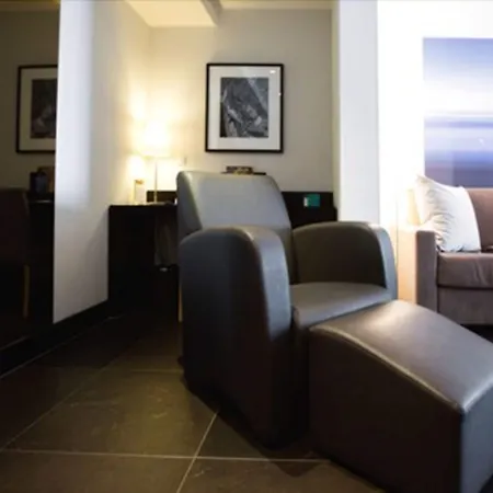 Kuenstlerquartier Seezeichen ホテル 4*