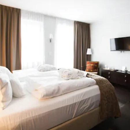 ホテル Kuenstlerquartier Seezeichen