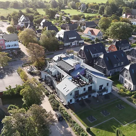 Kuenstlerquartier Seezeichen Hotel 4*